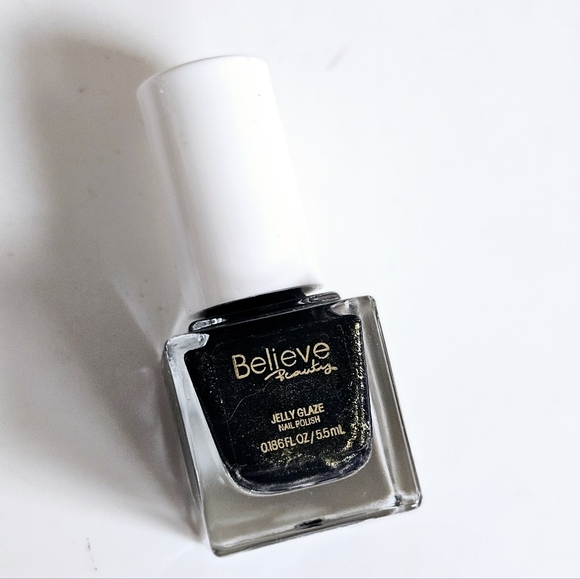 NWT MINIATURE BELIEVE BEAUTY GLITTER NAIL: BLACK/GOLD CAVIAR! - Picture 5 of 6